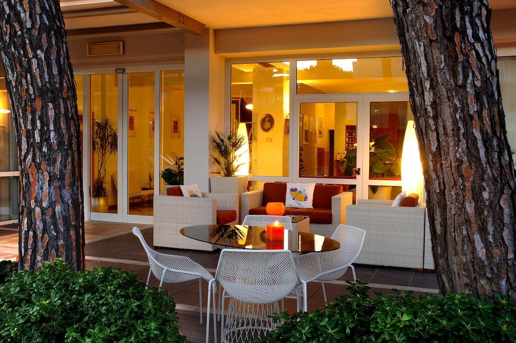 Hotel Eros Residence Cervia Luaran gambar